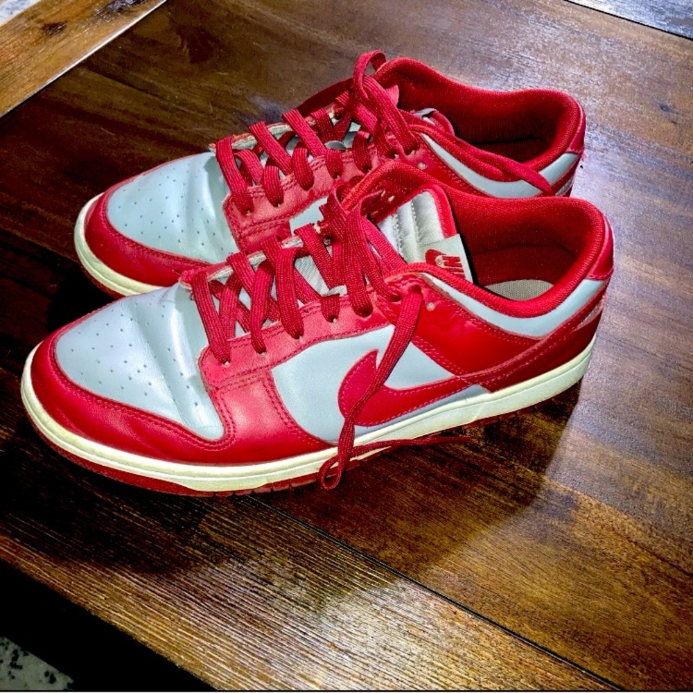 Nike dunk low SP UNLV 2021